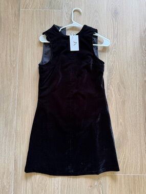 Julia Amory Black Velvet Baby Jane Sleeveless Dress